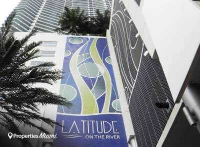 Latitude on the River Building Image 2