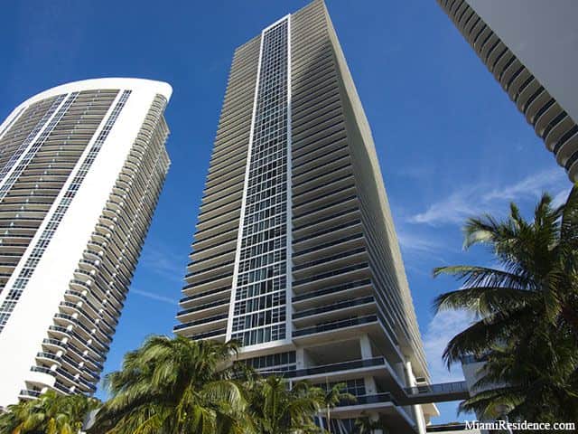 Beach Club II Building Image