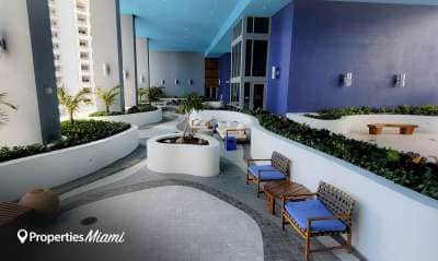 Brickell House Building Image 3