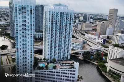 Brickell on the River Building Image 2