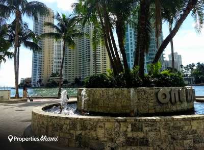 One Miami Building Image 3