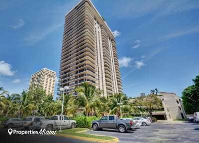 Turnberry Isle building